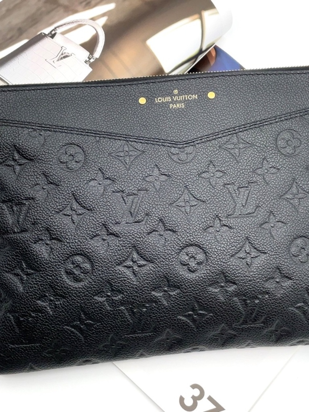 Louis Vuitton Monogram Empreinte Noir Daily Pouch Clutch